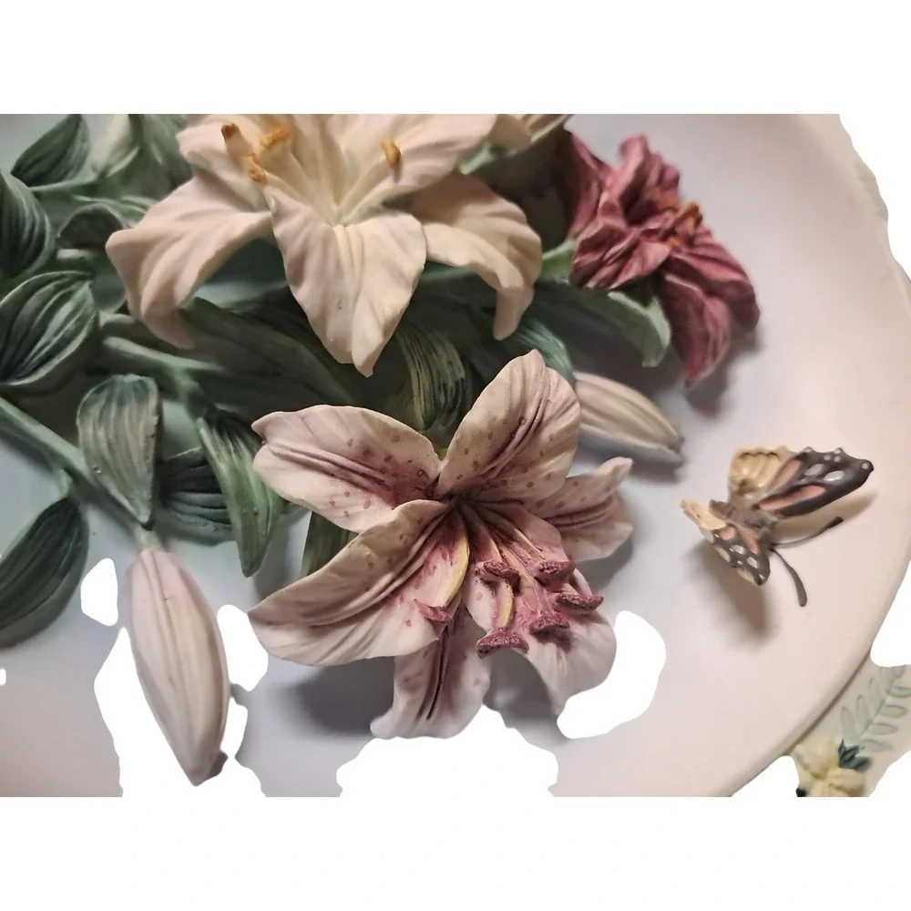 THE LILY GARDEN Plate Lena Liu's Beautiful Gardens #4.  3D Lillies And Butterfly